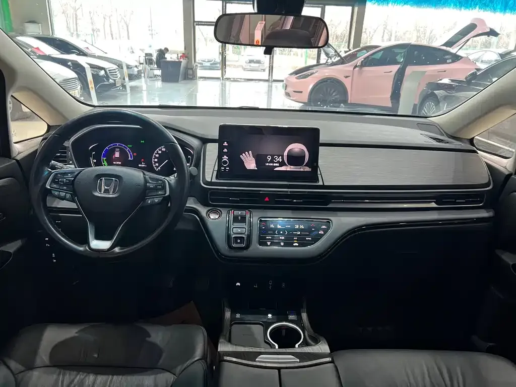 Honda Elysion 2023 из CN, фото 9
