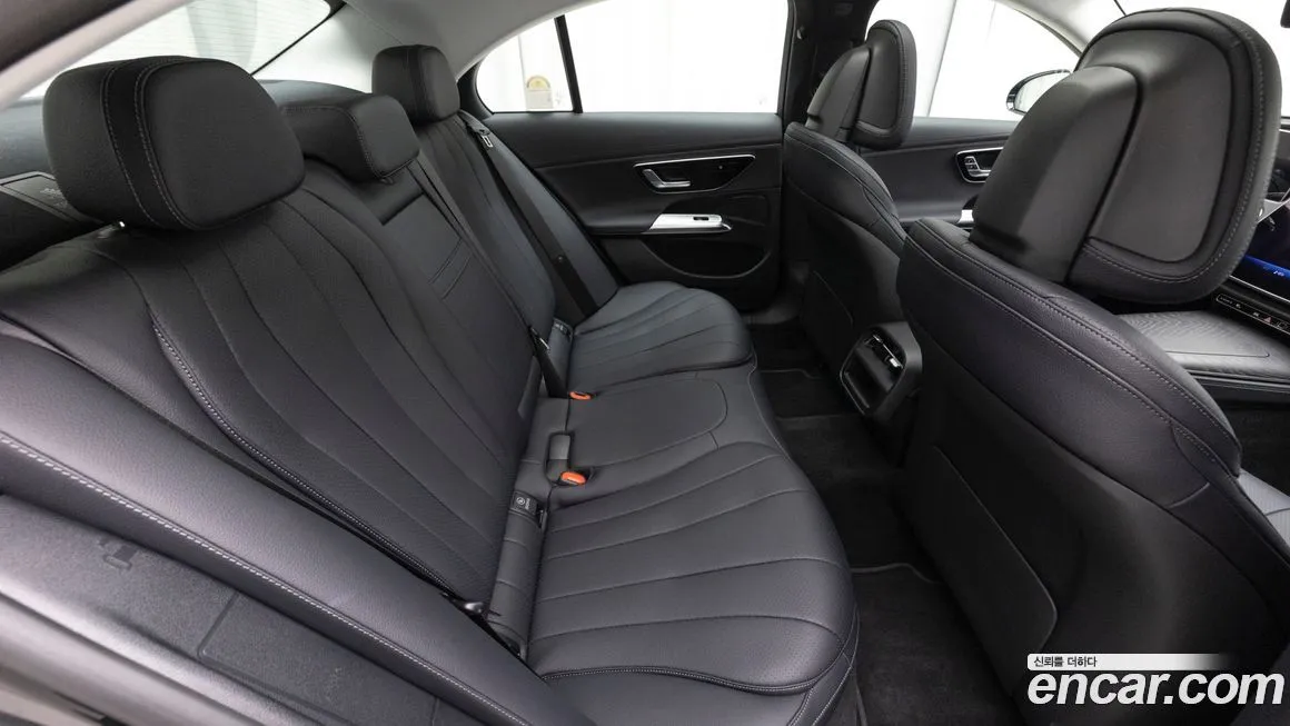 Mercedes-Benz E-Class 2025 из KR, фото 10