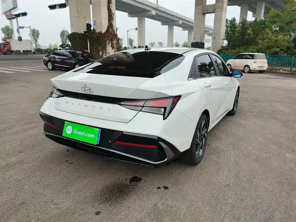 Hyundai Elantra 2024 из CN, фото 7