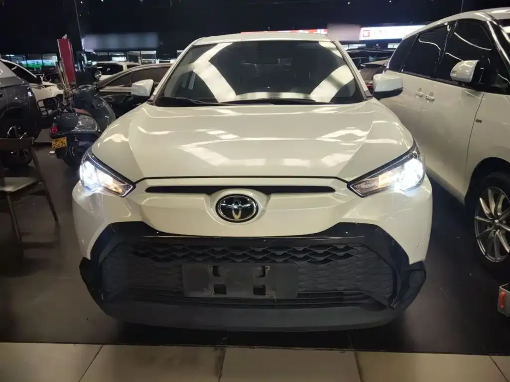 Toyota Frontlander 2022 из CN, фото 3