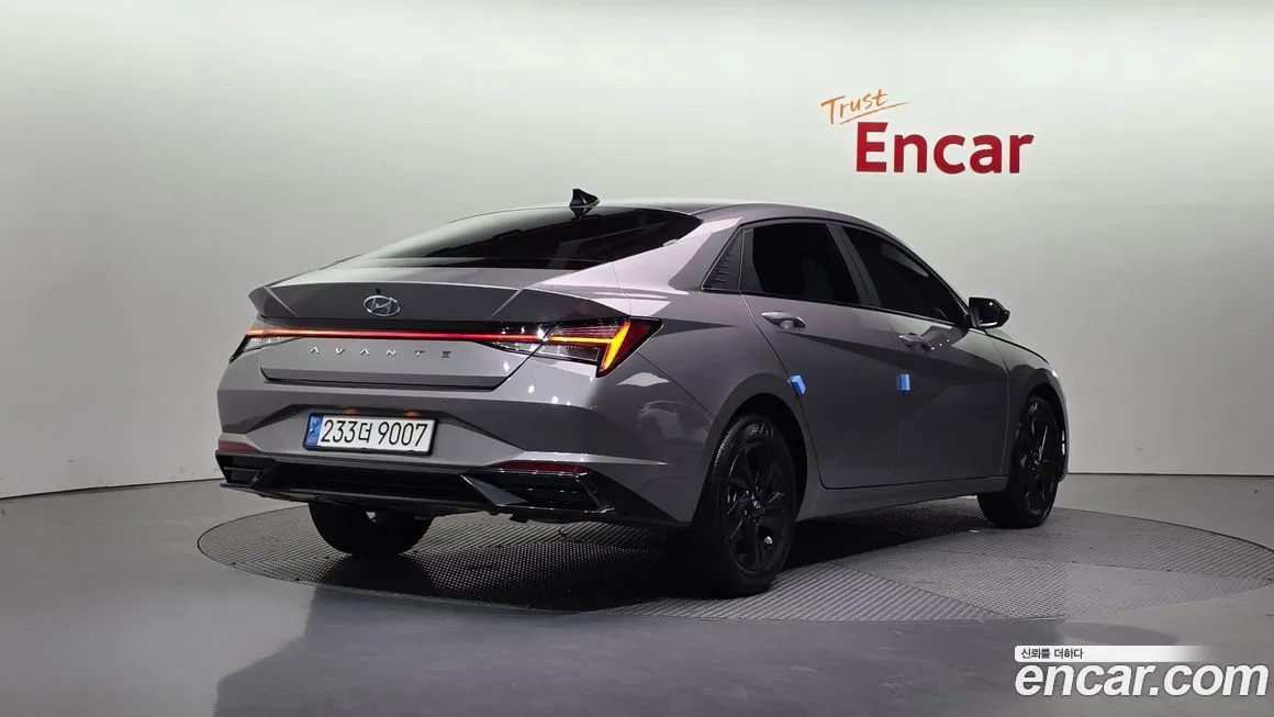Hyundai AVANTE 2023 из KR, фото 2