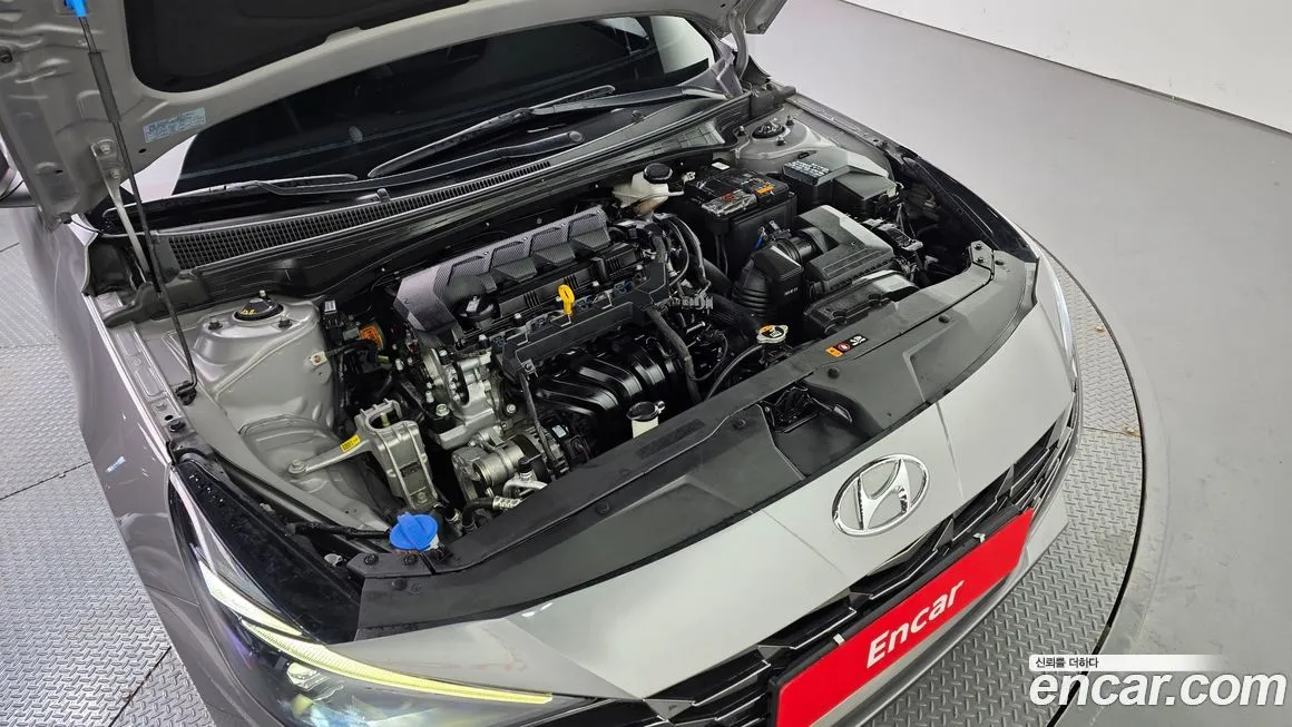 Hyundai AVANTE 2023 из KR, фото 6