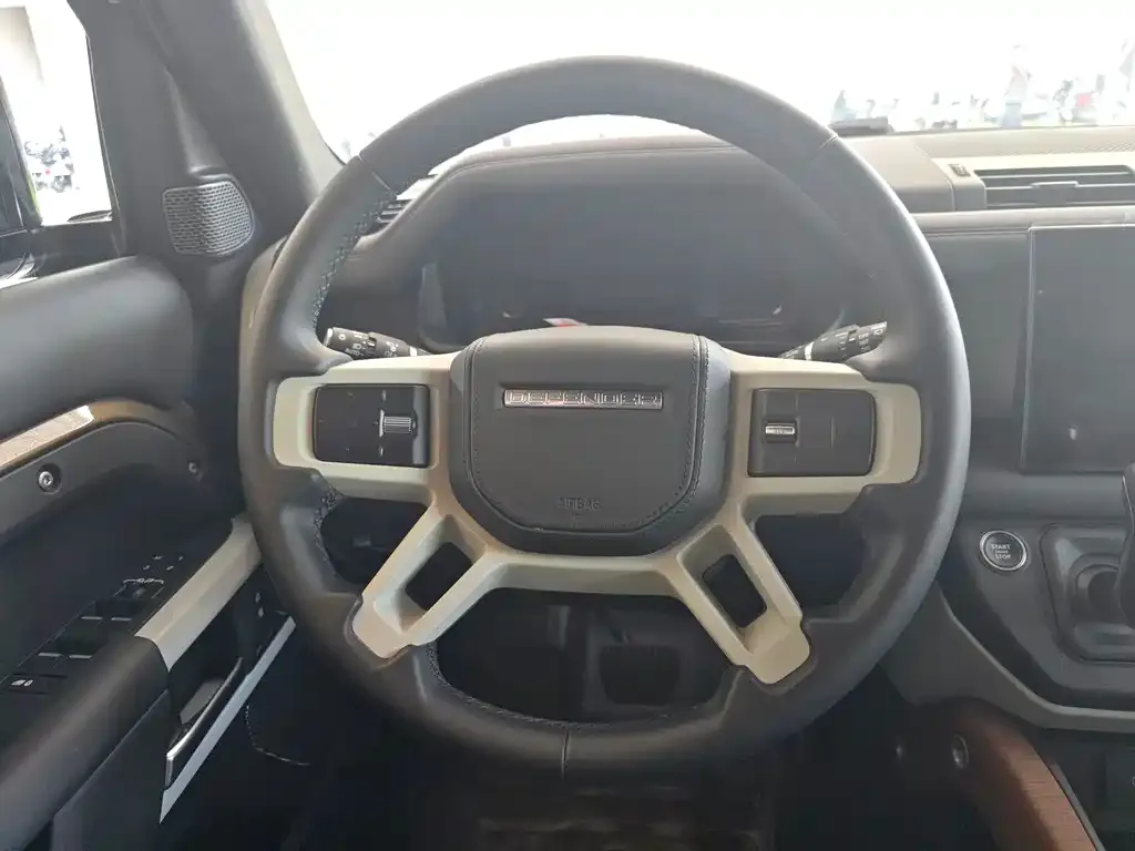 Land Rover Defender 2023 из CN, фото 10