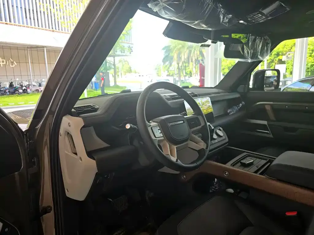 Land Rover Defender 2023 из CN, фото 7