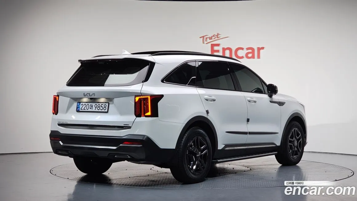 Kia Sorento 2024 из KR, фото 2