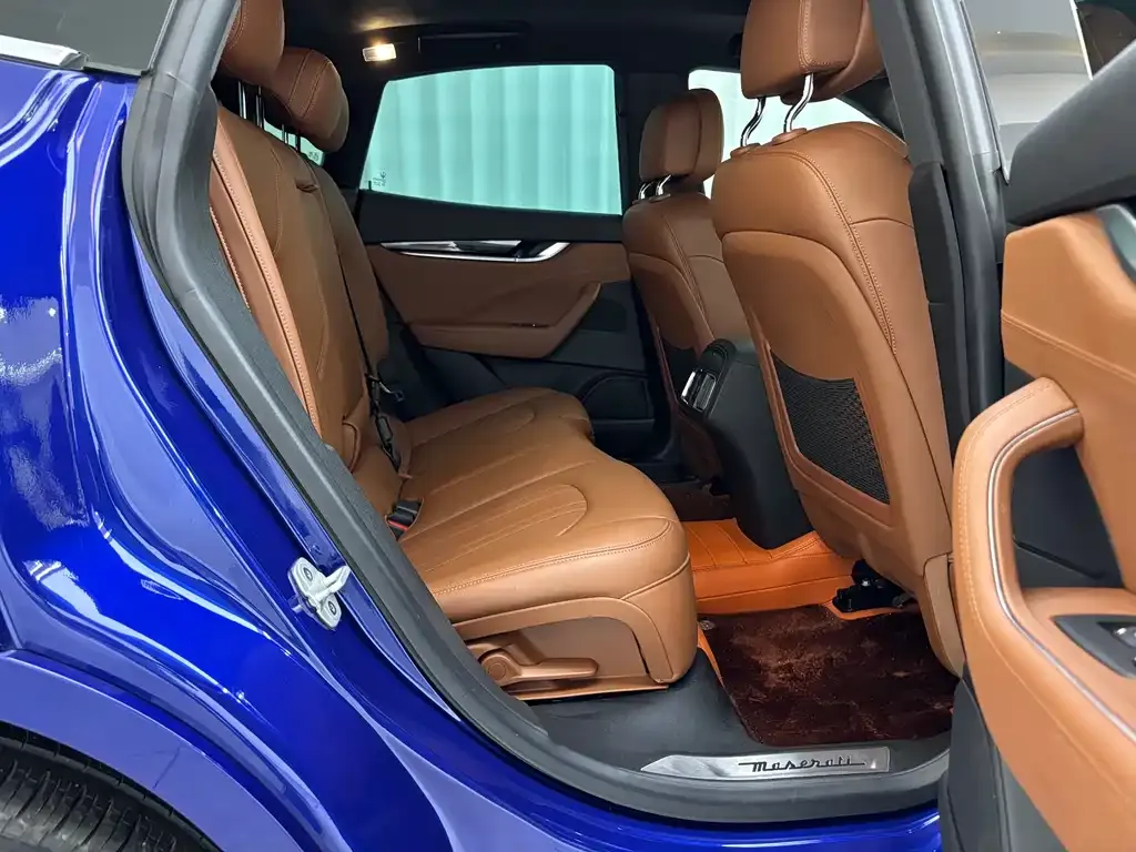 Maserati Levante 2023 из CN, фото 9