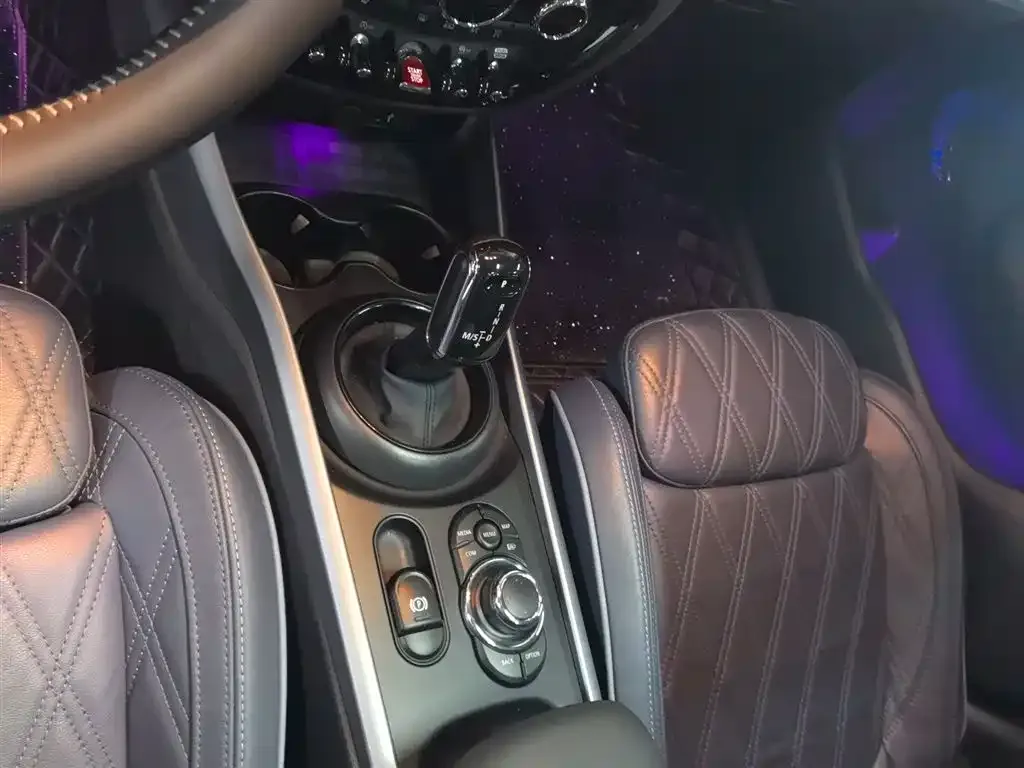 [object Object] Mini Clubman 2022 из CN, фото 3