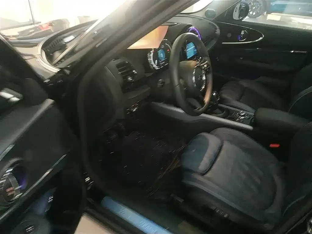 [object Object] Mini Clubman 2022 из CN, фото 4