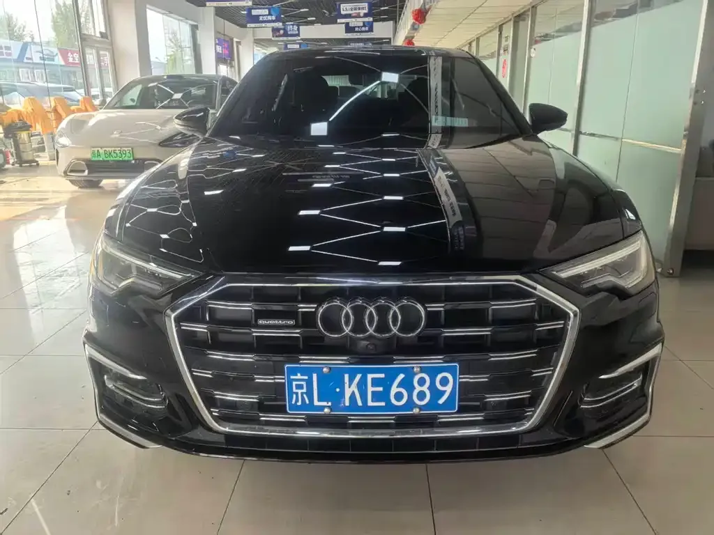 Audi A6L 2024 из CN, фото 2