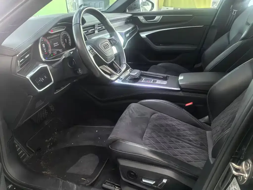 Audi A6L 2024 из CN, фото 5