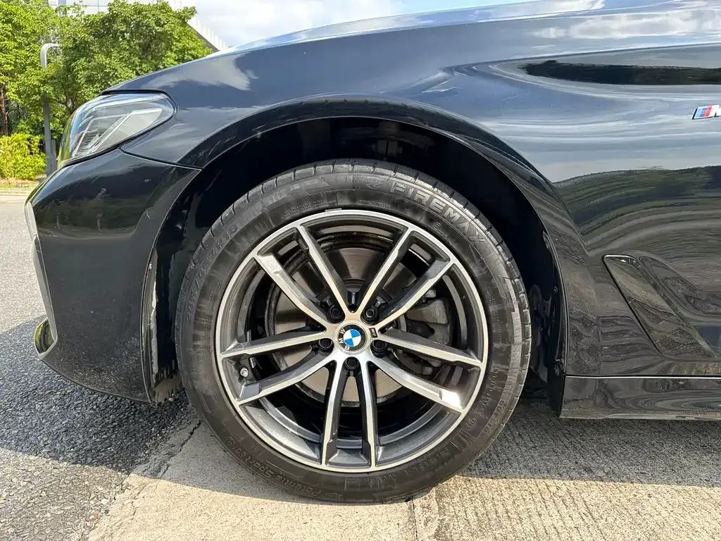 BMW 5 Series 2022 из CN, фото 3