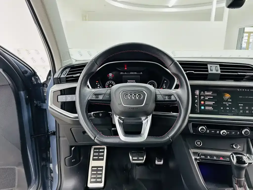 Audi Q3 2022 из CN, фото 9