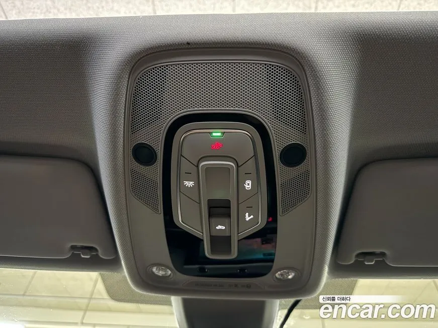 Audi A4 2021 из KR, фото 8