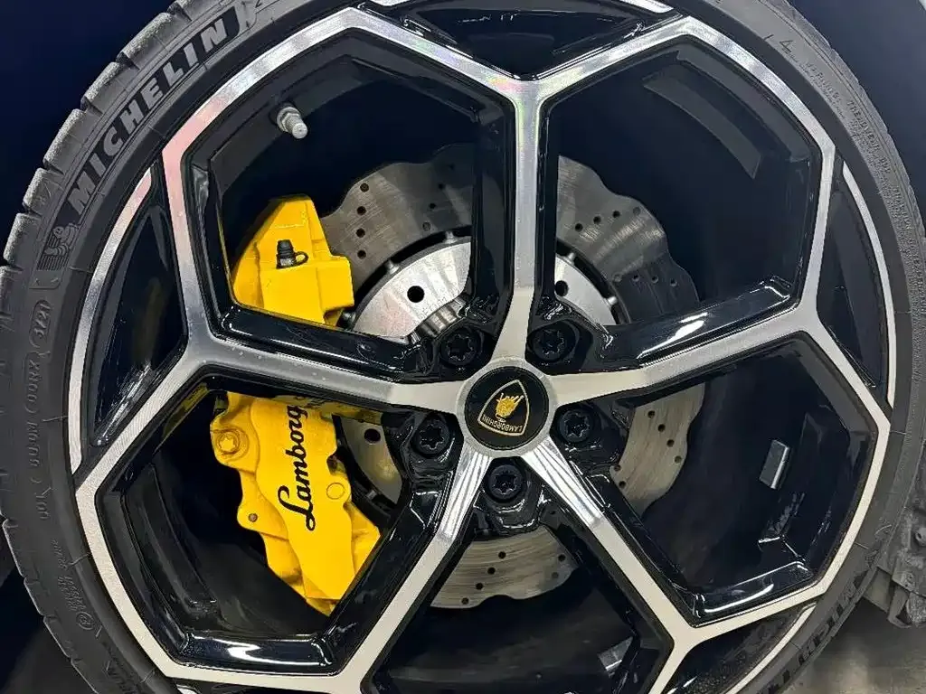 Lamborghini Huracan 2023 из CN, фото 5