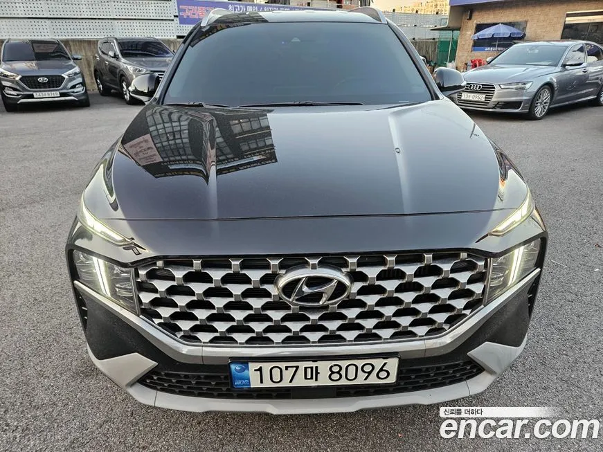 Hyundai Santafe — фото 1