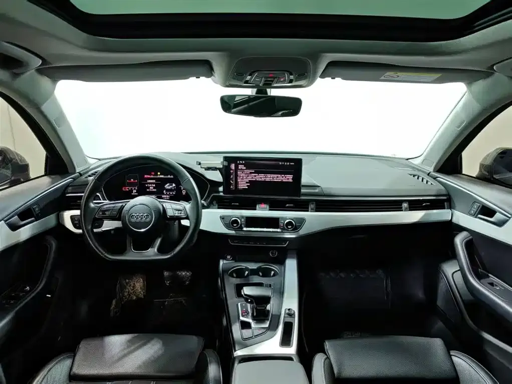 Audi A4L 2021 из CN, фото 10