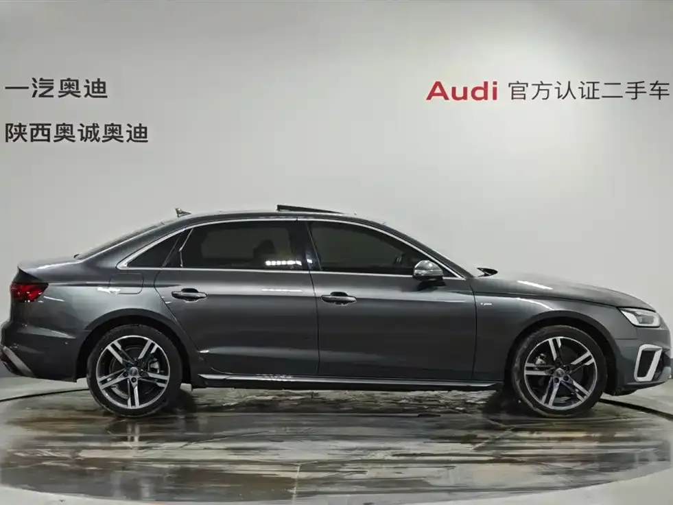 Audi A4L 2021 из CN, фото 3