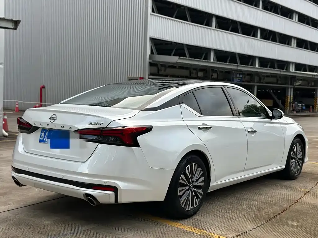 Nissan Teana 2023 из CN, фото 4