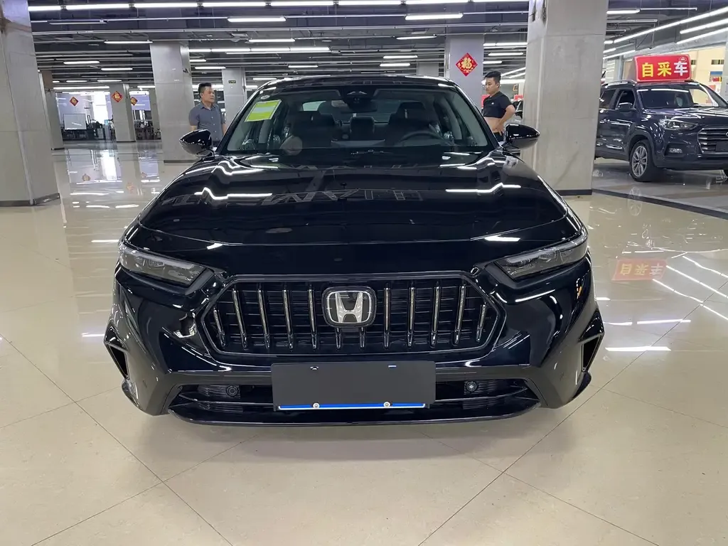 Honda Inspire 2025 из CN, фото 2