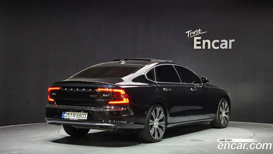 Volvo S90 2023 из KR, фото 2