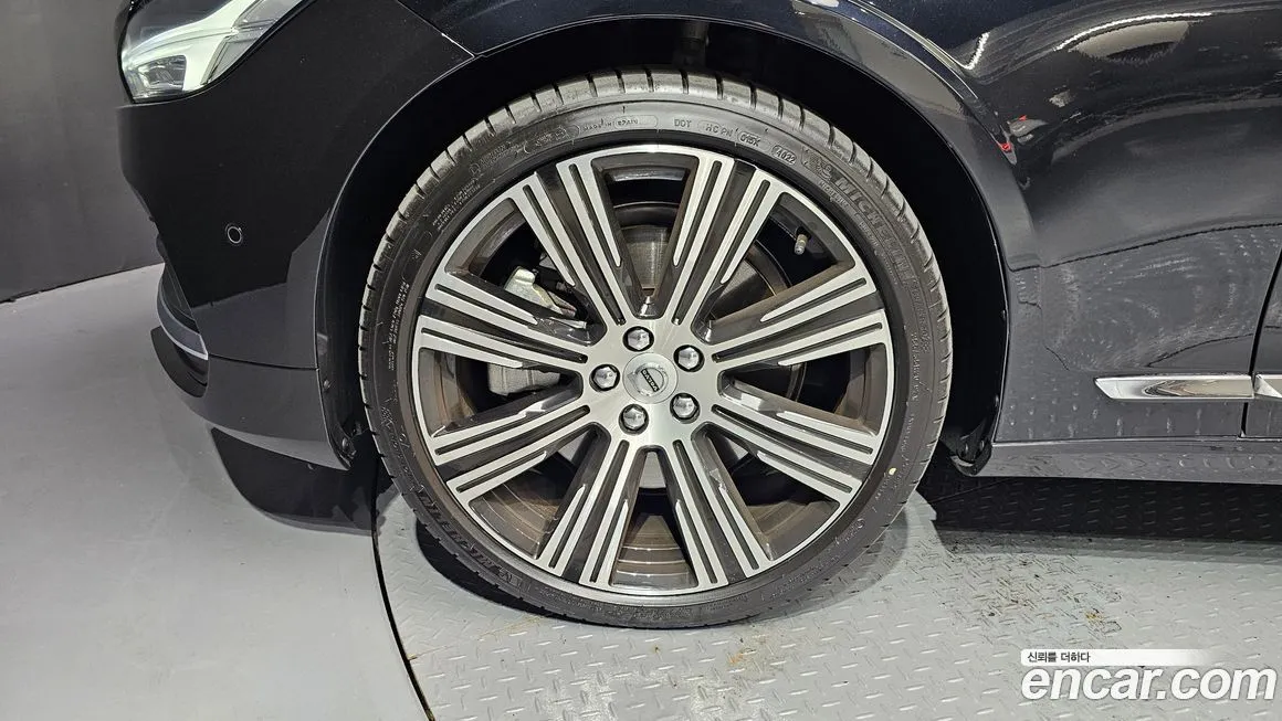Volvo S90 2023 из KR, фото 5