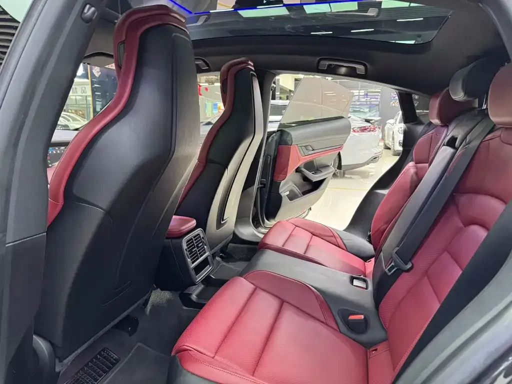 Porsche Taycan 2022 из CN, фото 7