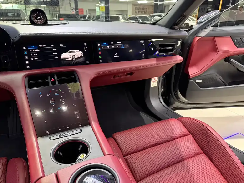 Porsche Taycan 2022 из CN, фото 9