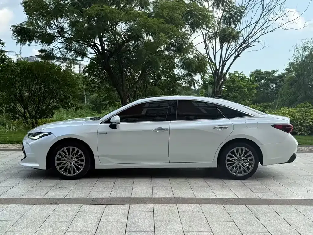 Toyota Avalon 2022 из CN, фото 4