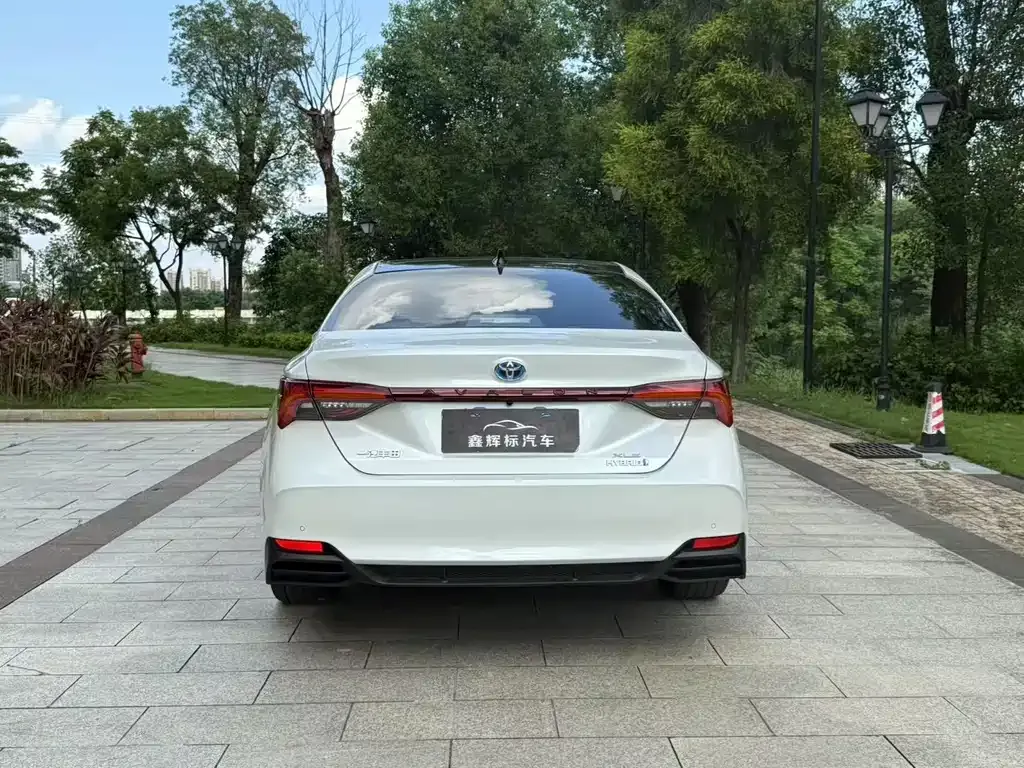 Toyota Avalon 2022 из CN, фото 6