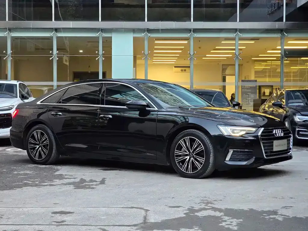 Audi A6L 2021 из CN, фото 4