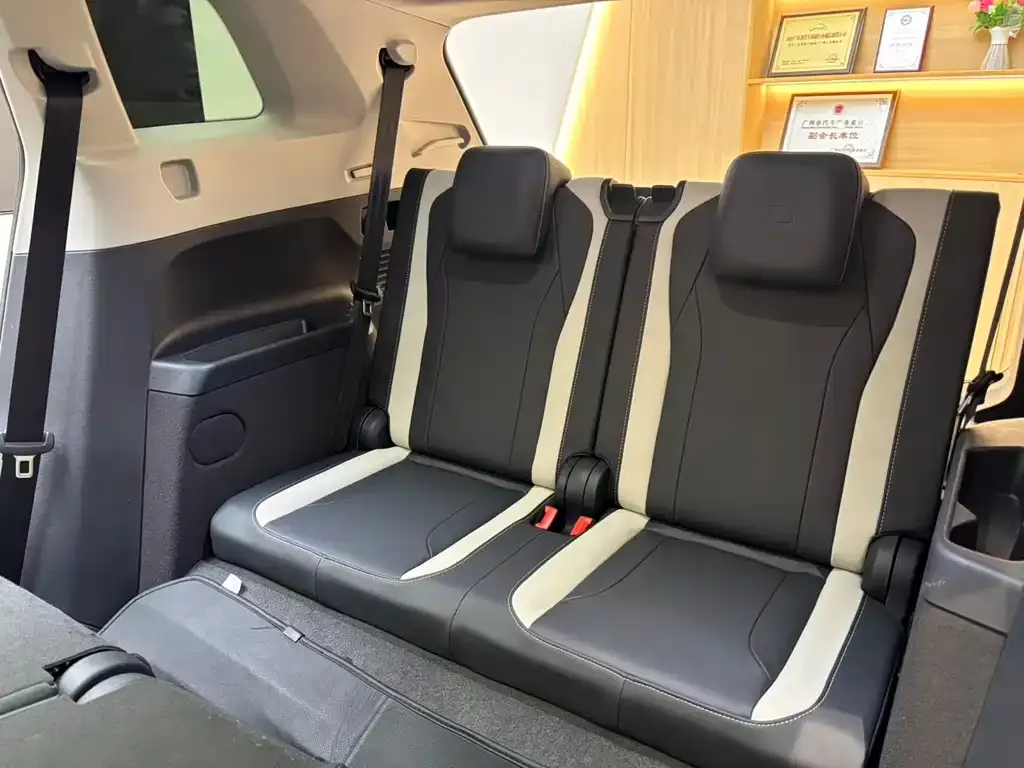 Volkswagen ID.6 Crozz 2023 из CN, фото 10