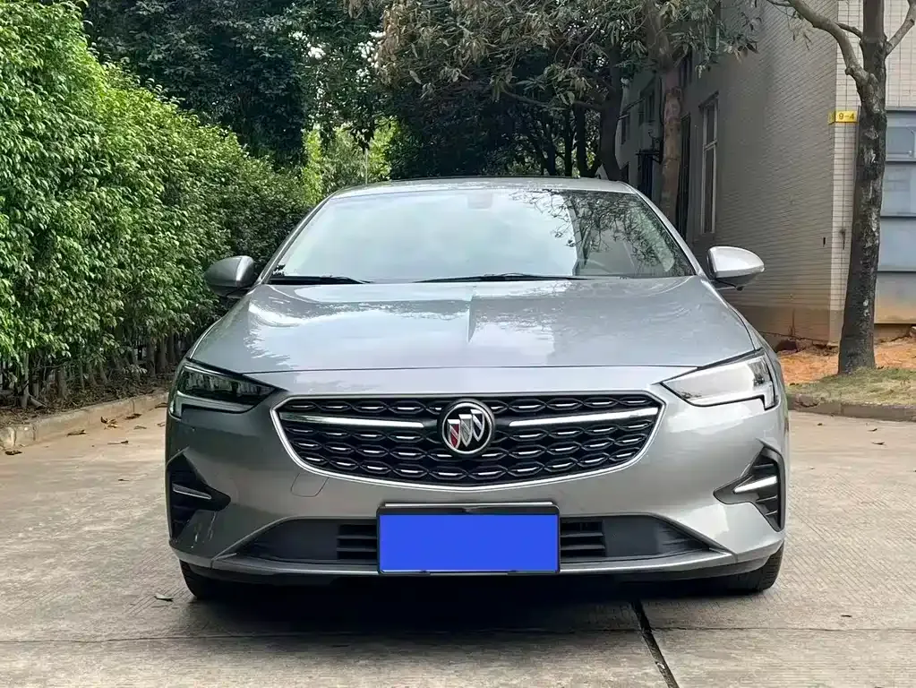 Buick Regal 2023 из CN, фото 2