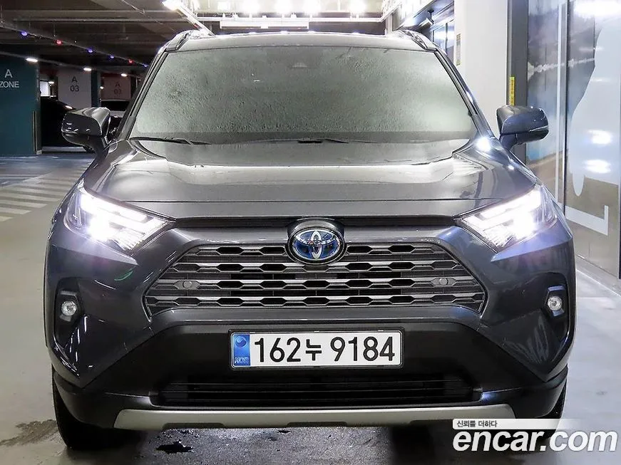 Toyota RAV4 2024 из KR, фото 2