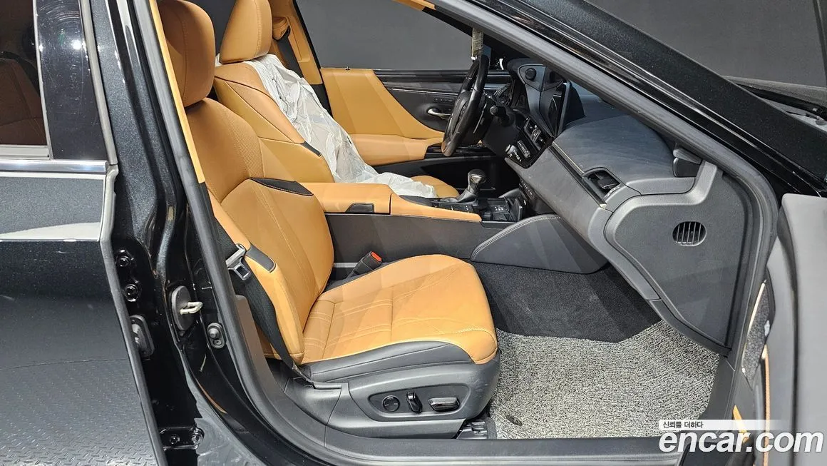 Lexus ES 2022 из KR, фото 10