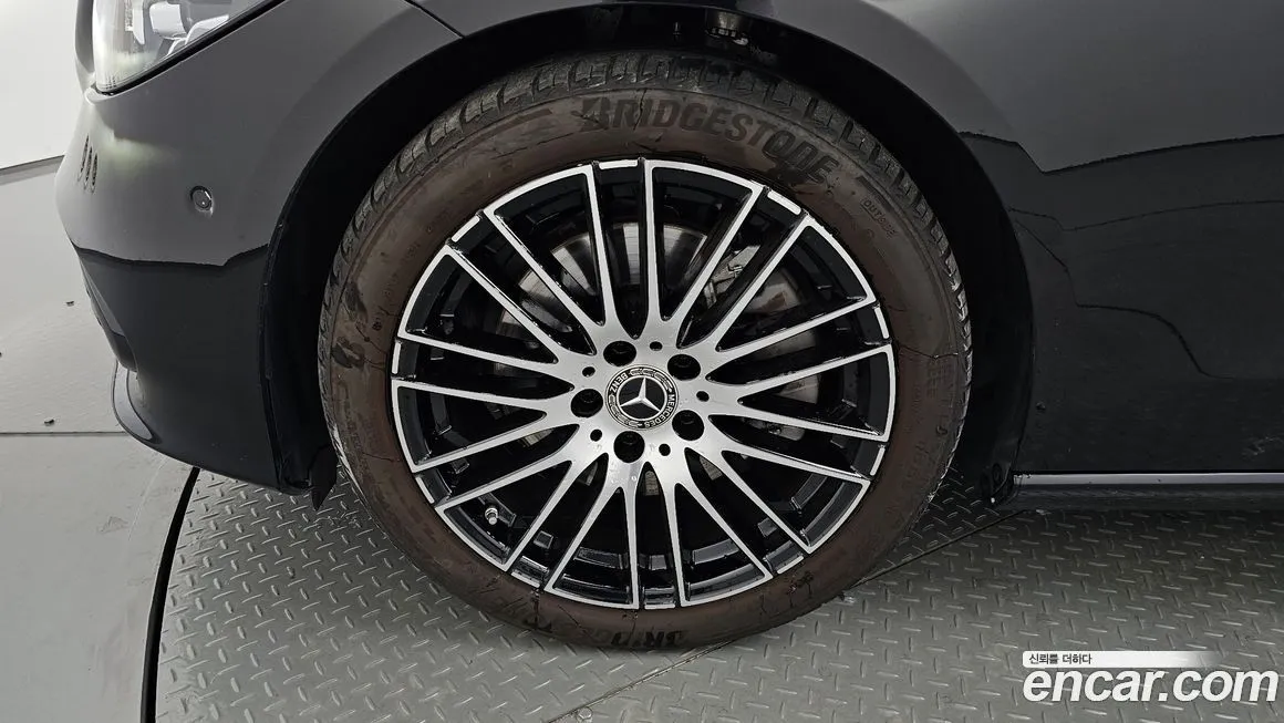 Mercedes-Benz C-Class 2024 из KR, фото 5