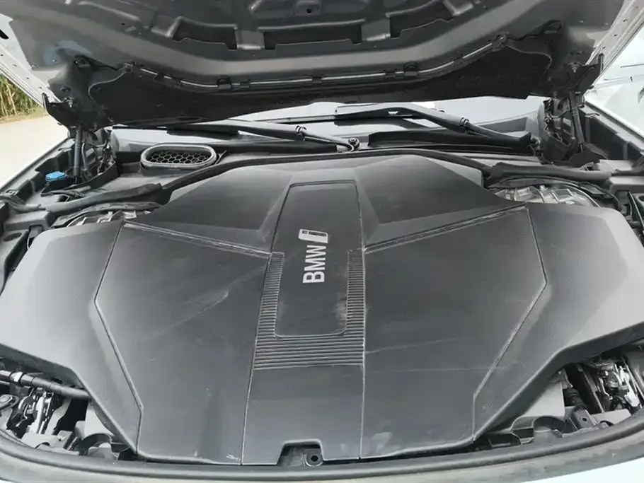 BMW i7 2023 из CN, фото 10