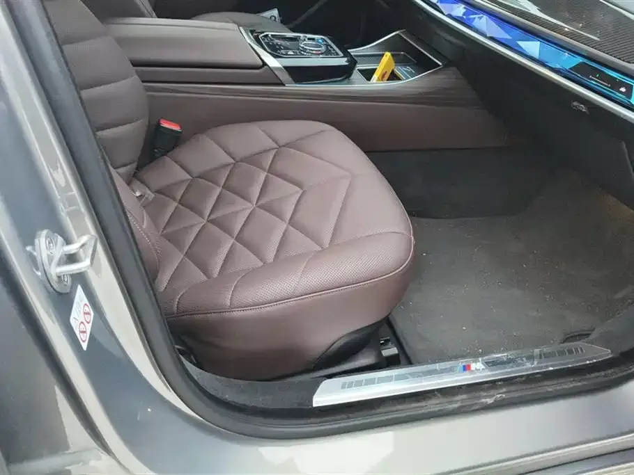 BMW i7 2023 из CN, фото 8