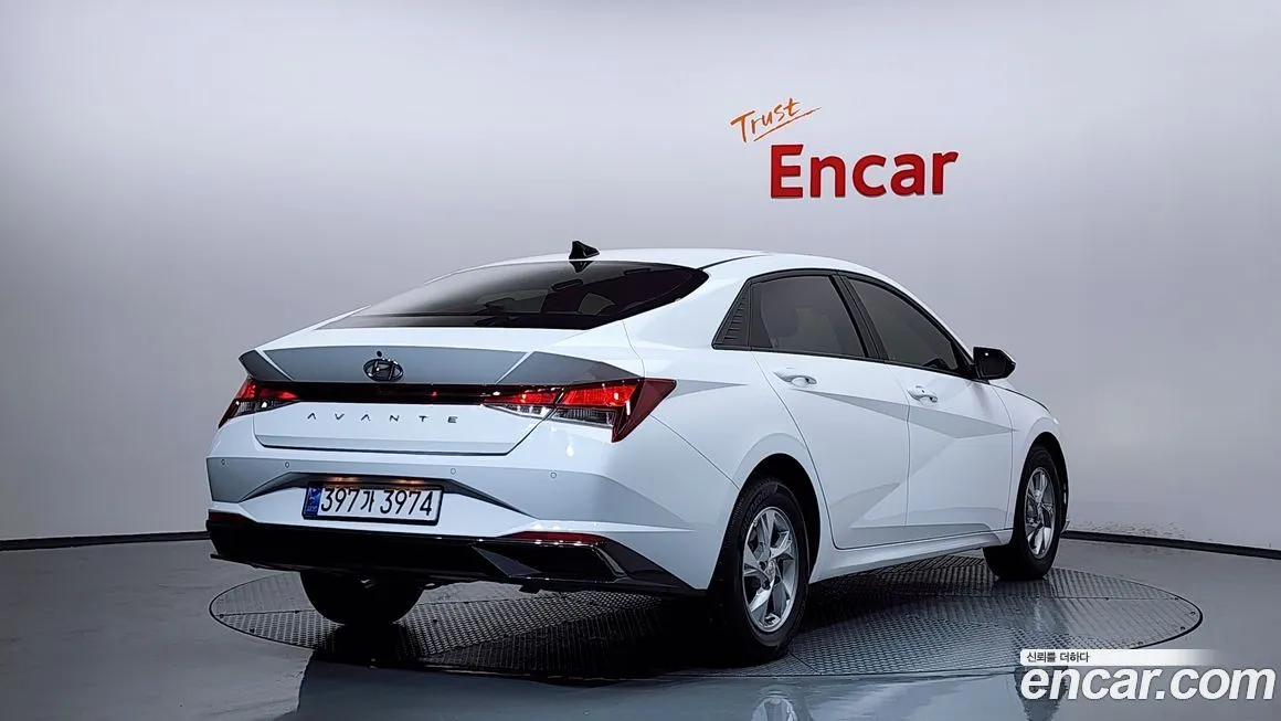 Hyundai AVANTE 2022 из KR, фото 2