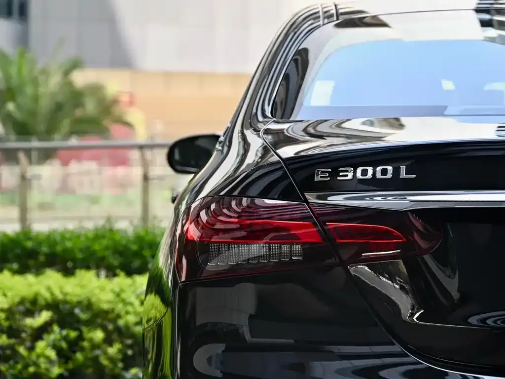 Mercedes-Benz E-Class 2022 из CN, фото 6