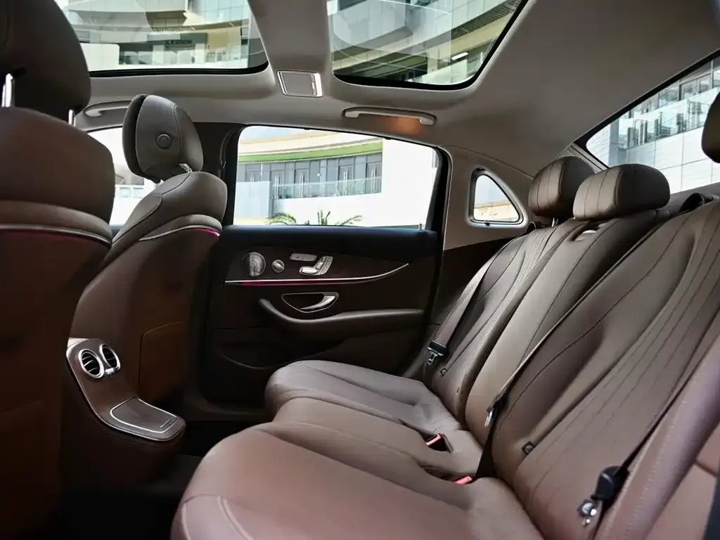 Mercedes-Benz E-Class 2022 из CN, фото 7