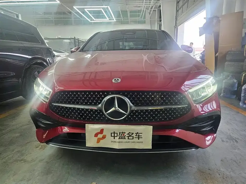 Mercedes-Benz A-Class 2024 из CN, фото 2