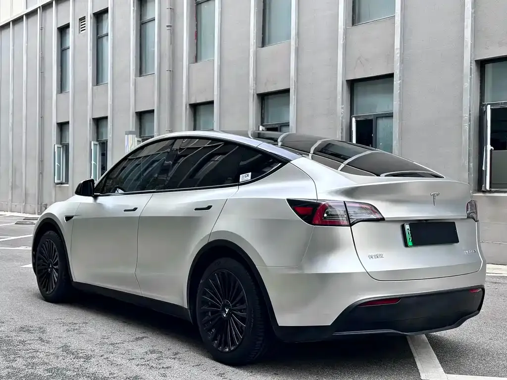 Tesla Model Y 2023 из CN, фото 7