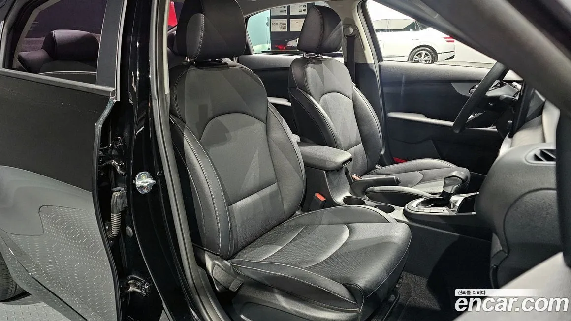 Kia K3 2022 из KR, фото 10