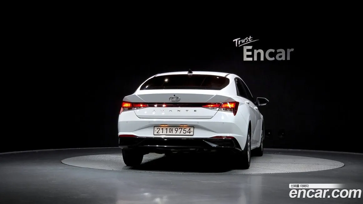 Hyundai AVANTE 2021 из KR, фото 4