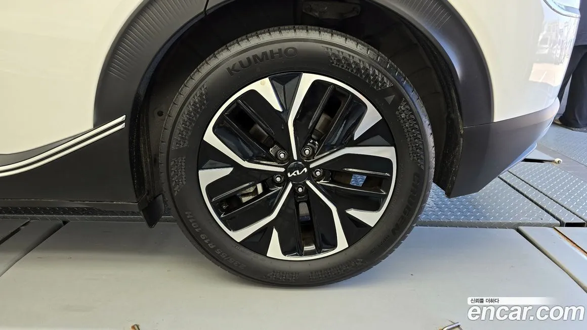 Kia EV6 2023 из KR, фото 5