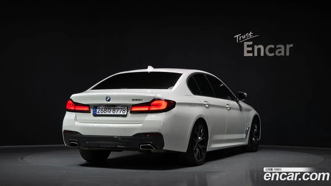 BMW 5-Series 2022 из KR, фото 2