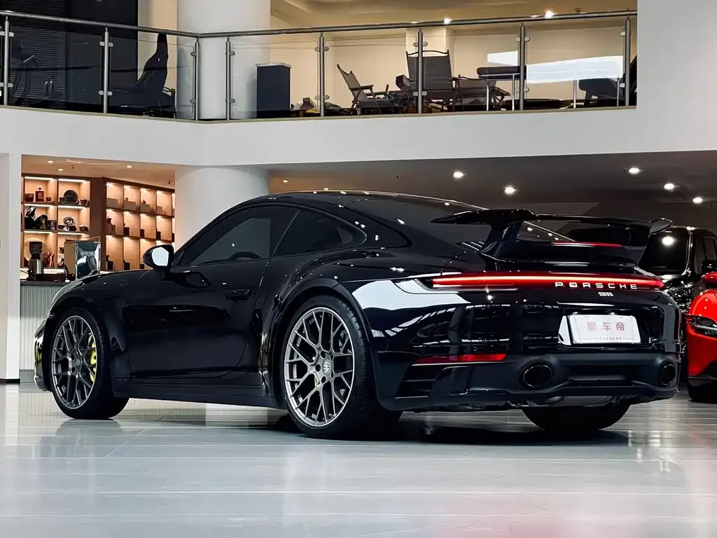 Porsche 911 2023 из CN, фото 3