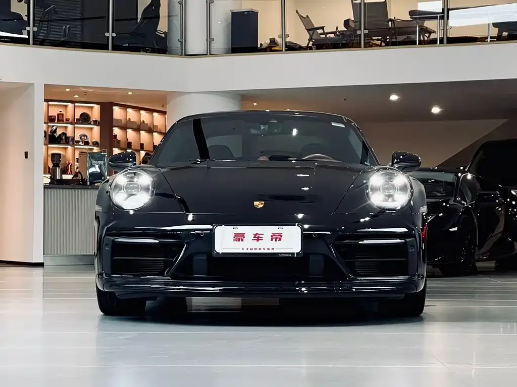 Porsche 911 2023 из CN, фото 4