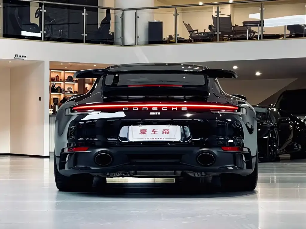 Porsche 911 2023 из CN, фото 5