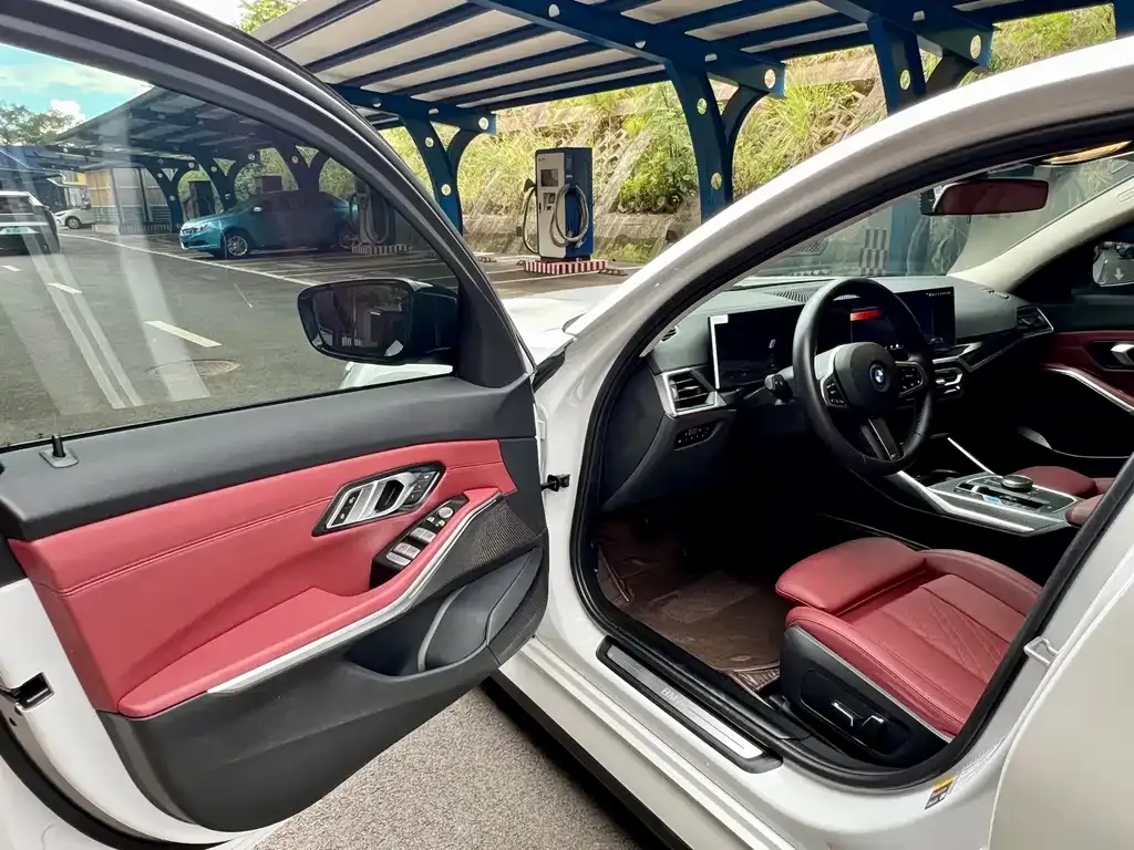 BMW i3 2024 из CN, фото 8